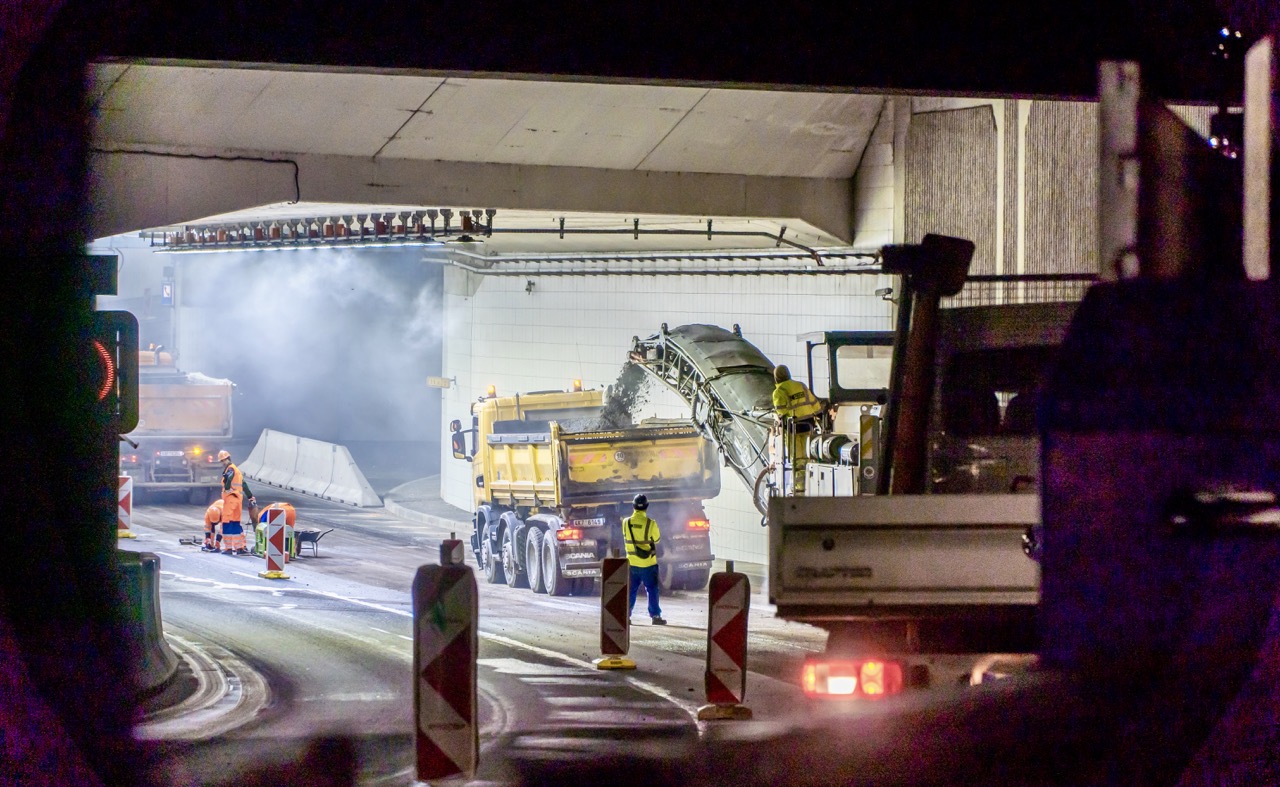 Praha 5 – Zlíchovský tunel, oprava vozovky - Straßen- und Brückenbau