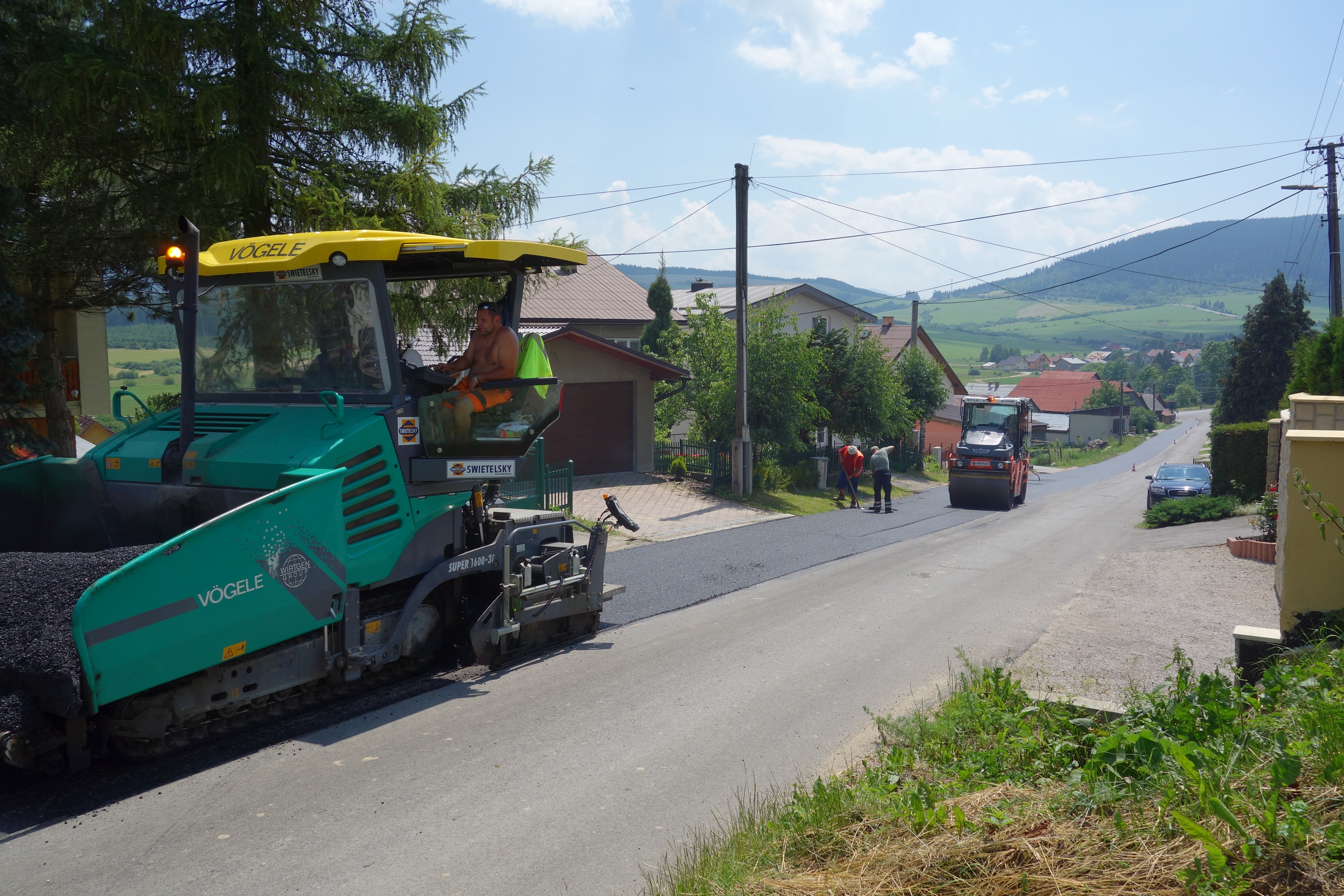 Rekonštrukcia cesty III/2284 Hruštín - Vaňovka - Straßen- und Brückenbau