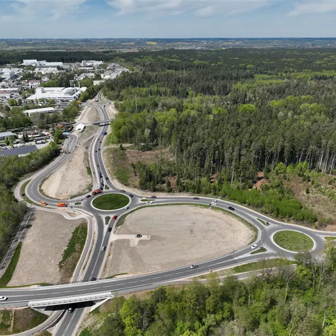 DJI 20260427144243 0002 V (Medium)