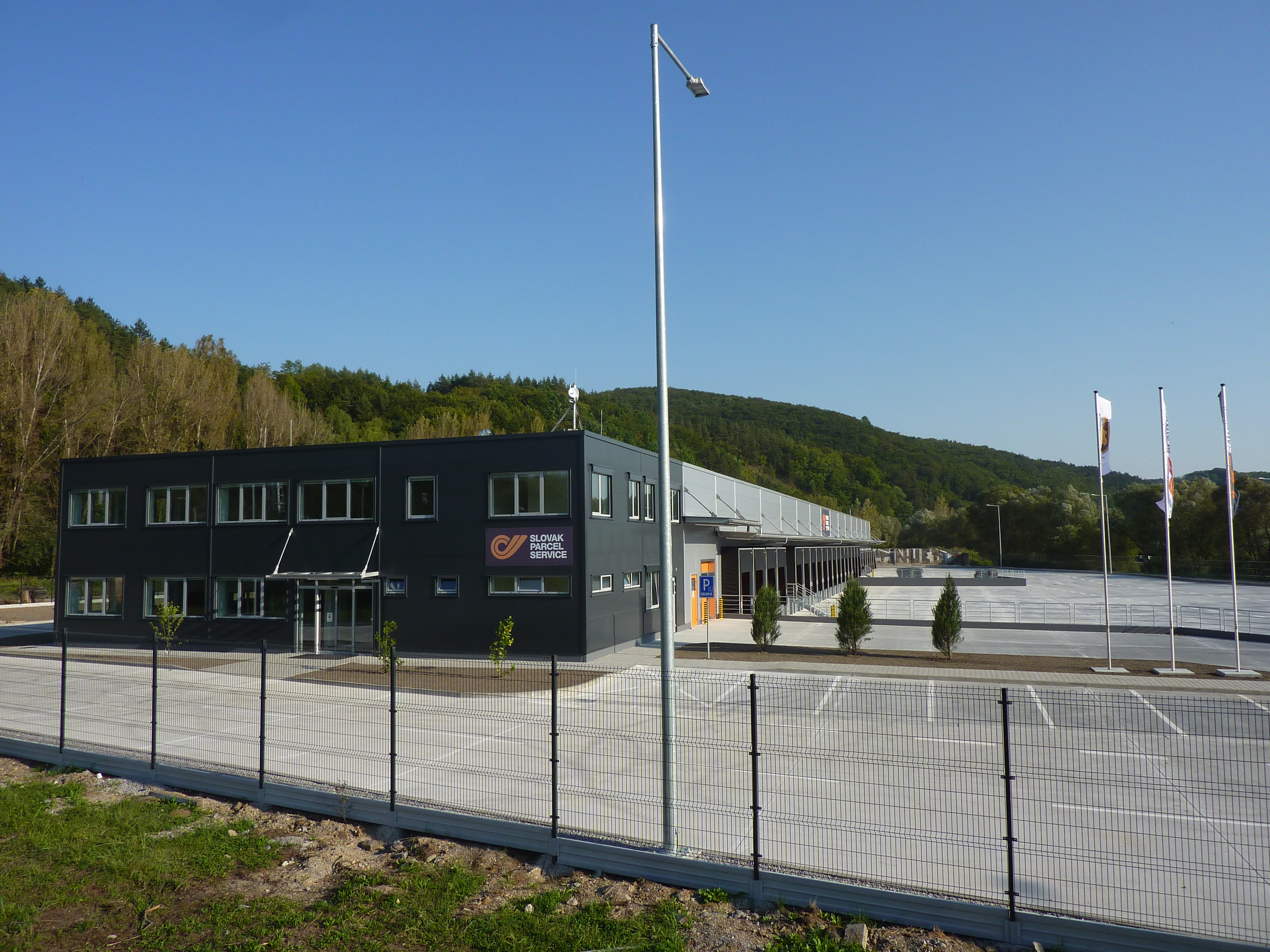 Distribučné centrum SPS Banská Bystrica / logistické areály, sklady - Hochbau