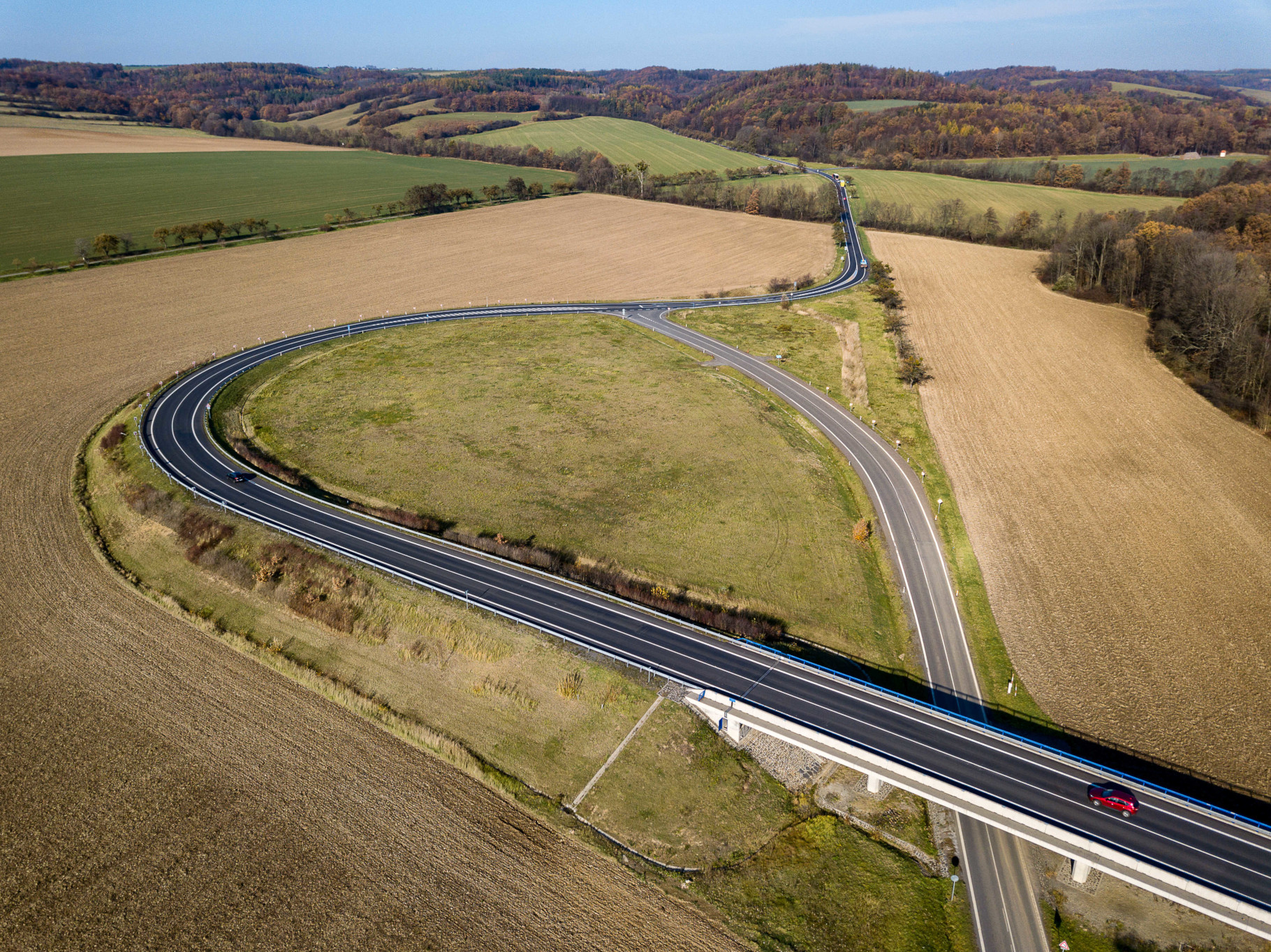 Silnice I/57 – rekonstrukce úseku Lukavec–Fulnek - Straßen- und Brückenbau