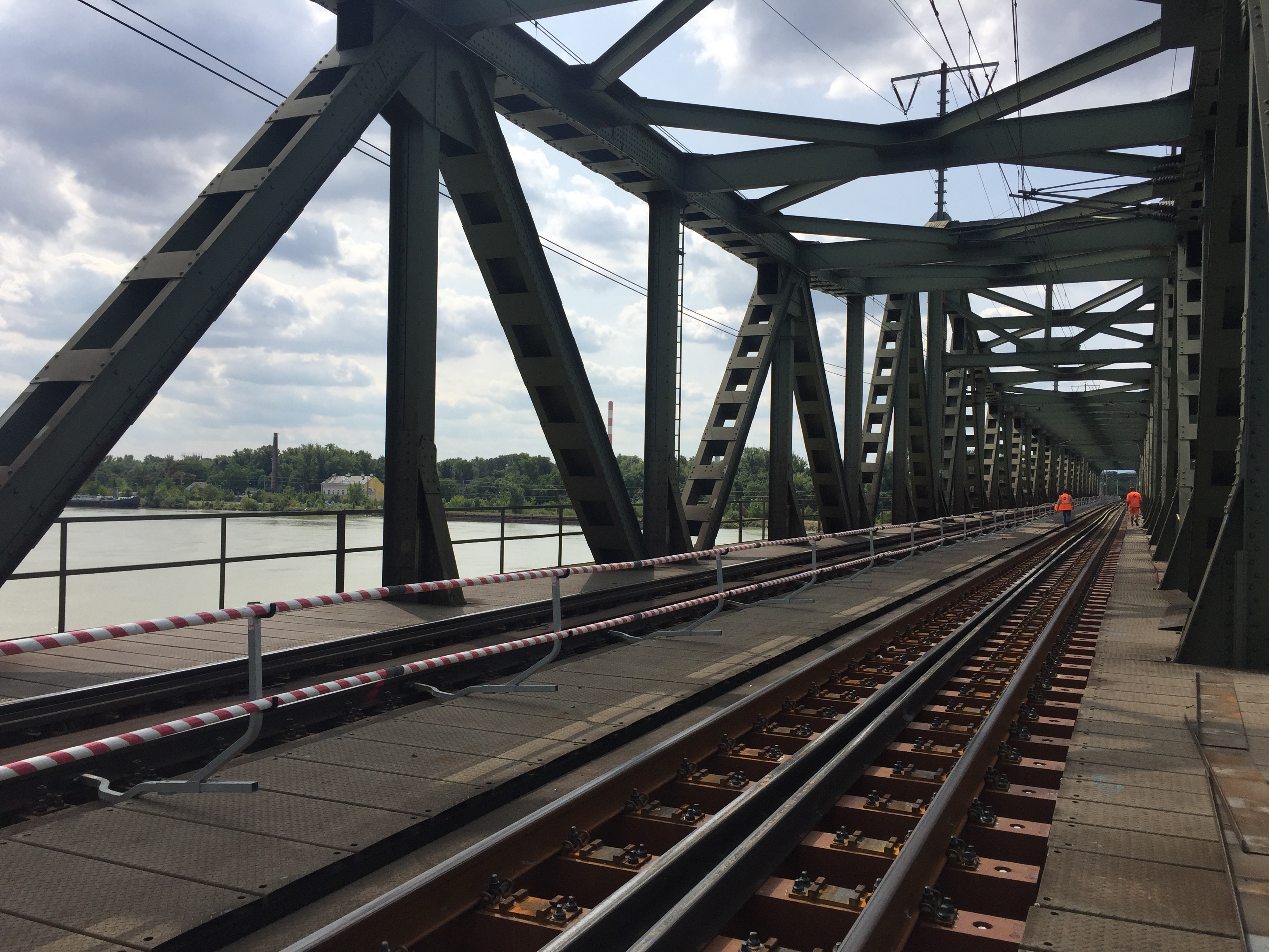 Brückenholztausch FFU Ostbahnbrücken - Bahnbau