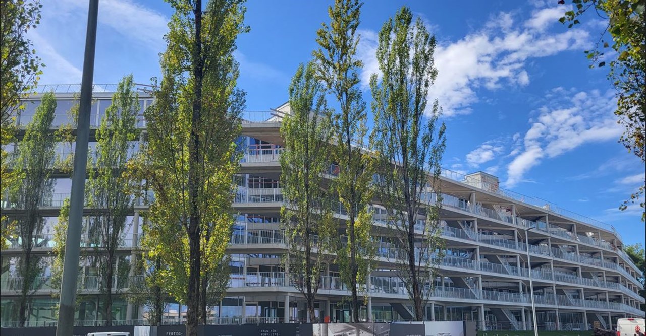 Zugeschnitten Zugeschnitten