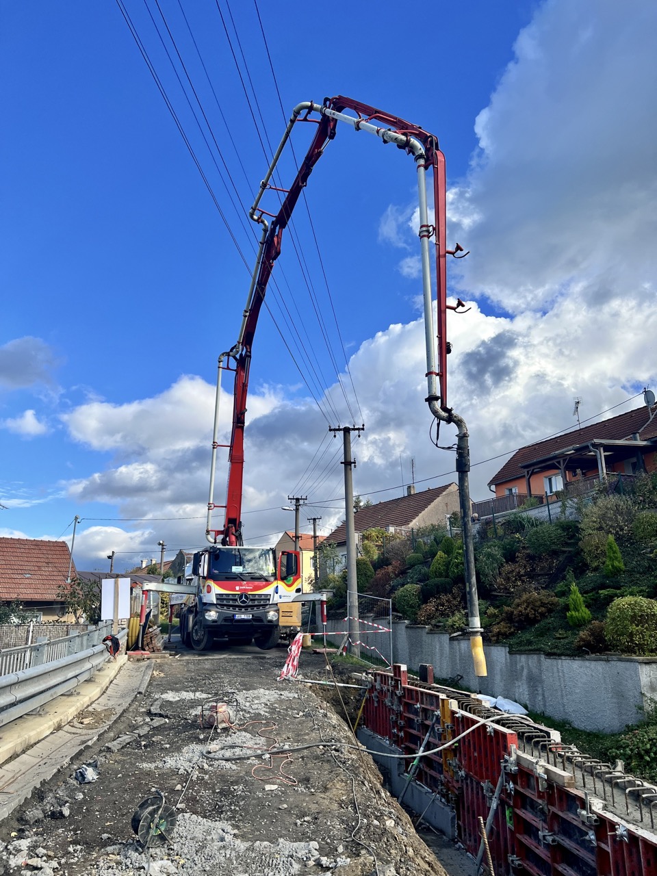 Silnice III/00711, Makotřasy – bezpečnostní opatření - Straßen- und Brückenbau