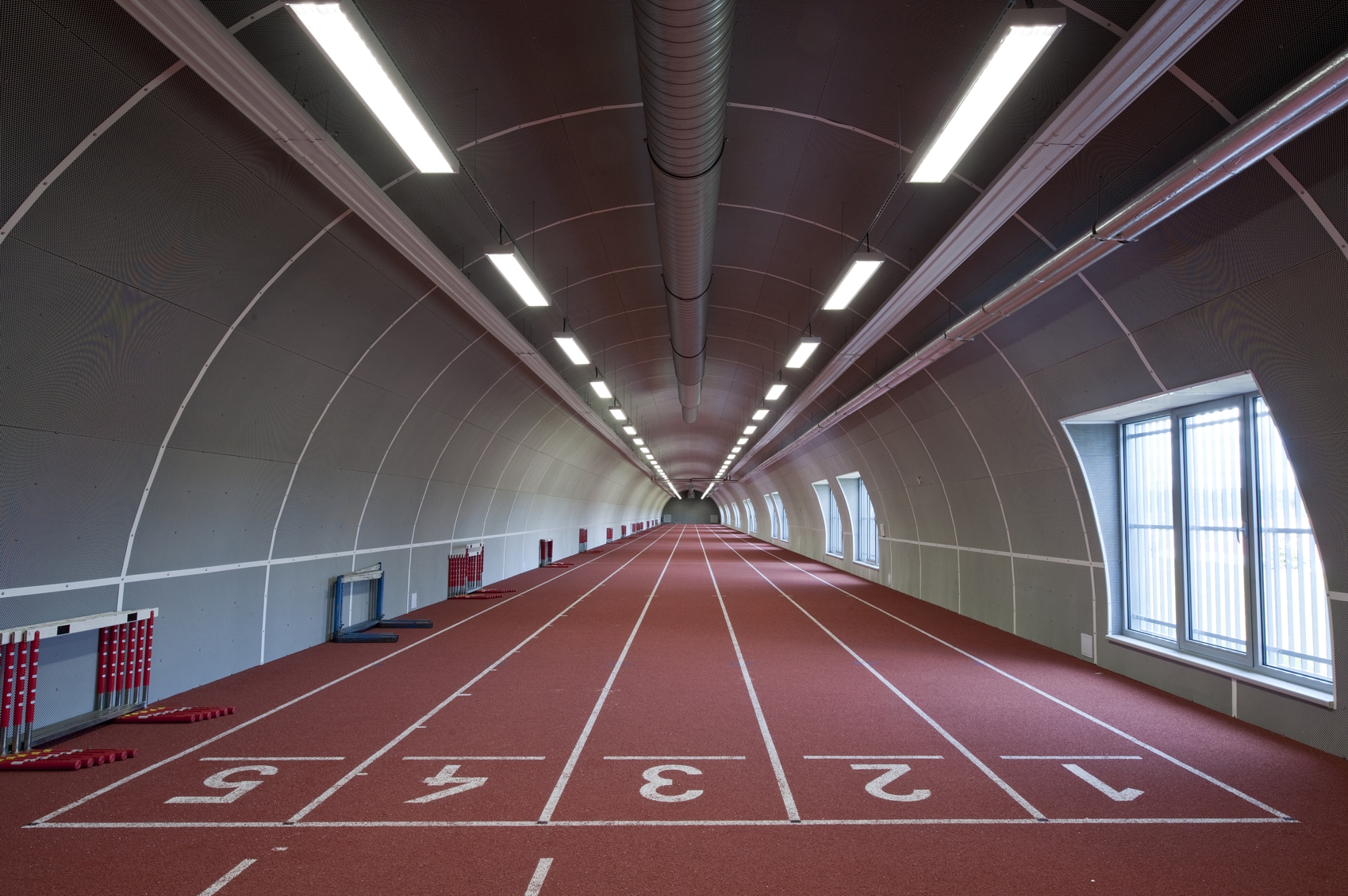 Plzeň - atletický stadion Skvrňany - Hochbau