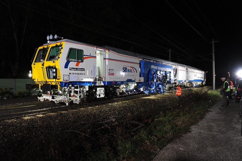 Network Rail-Supply and Operation of On Track Machines - Bahnbau