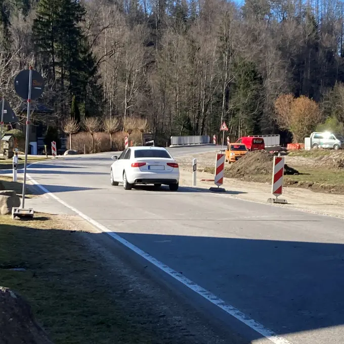 2022 03 08 6 Wochen Vollsperrung Der Staatsstraãÿe Zwischen Achthal Und Oberteisendorf Pressemitteilung Foto
