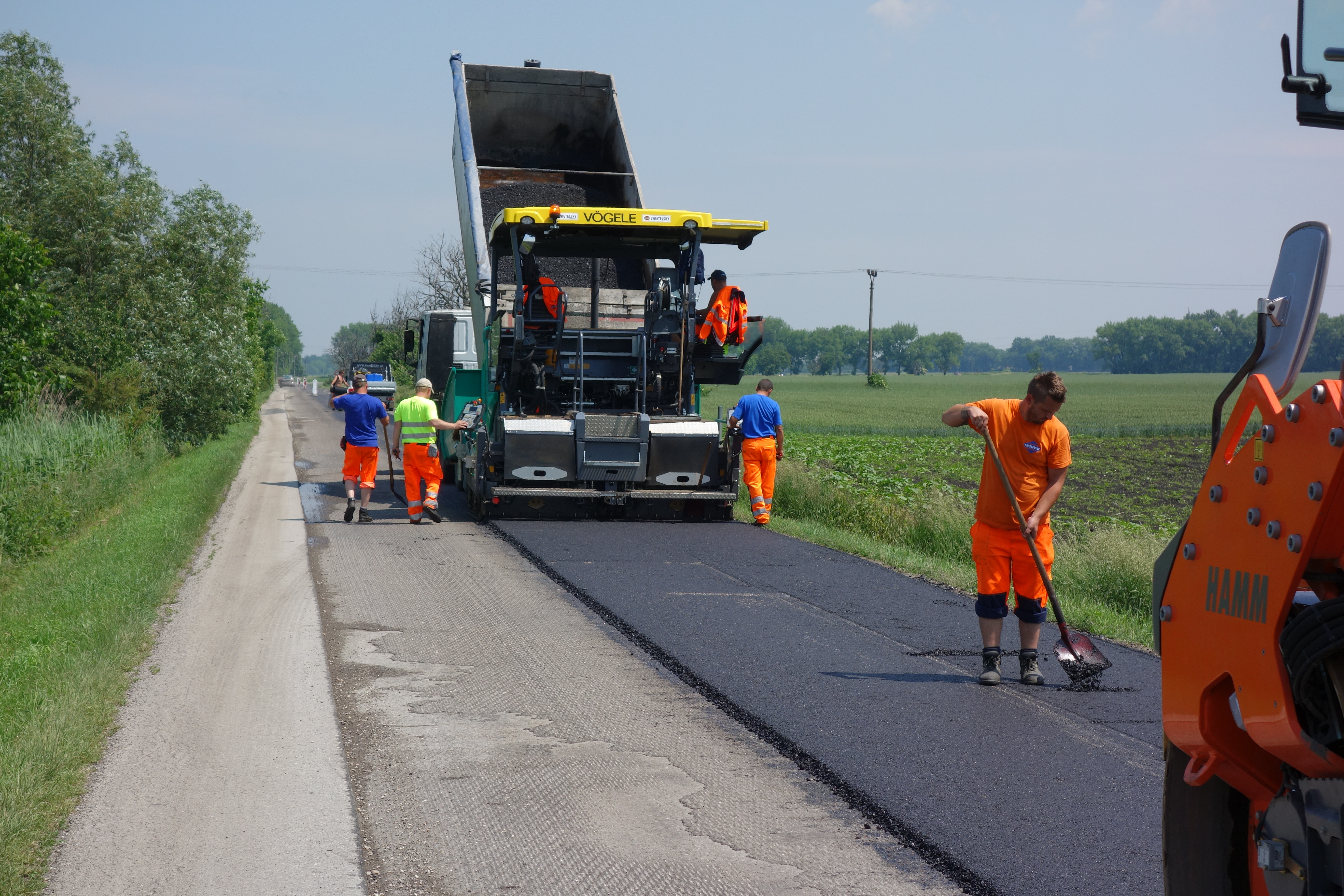 Rekonštrukcia cesty Kráľov Brod - Straßen- und Brückenbau