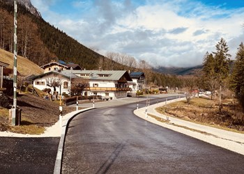 Bauarbeiten am Hintersee nach der Winterpause wieder aufgenommen - DE