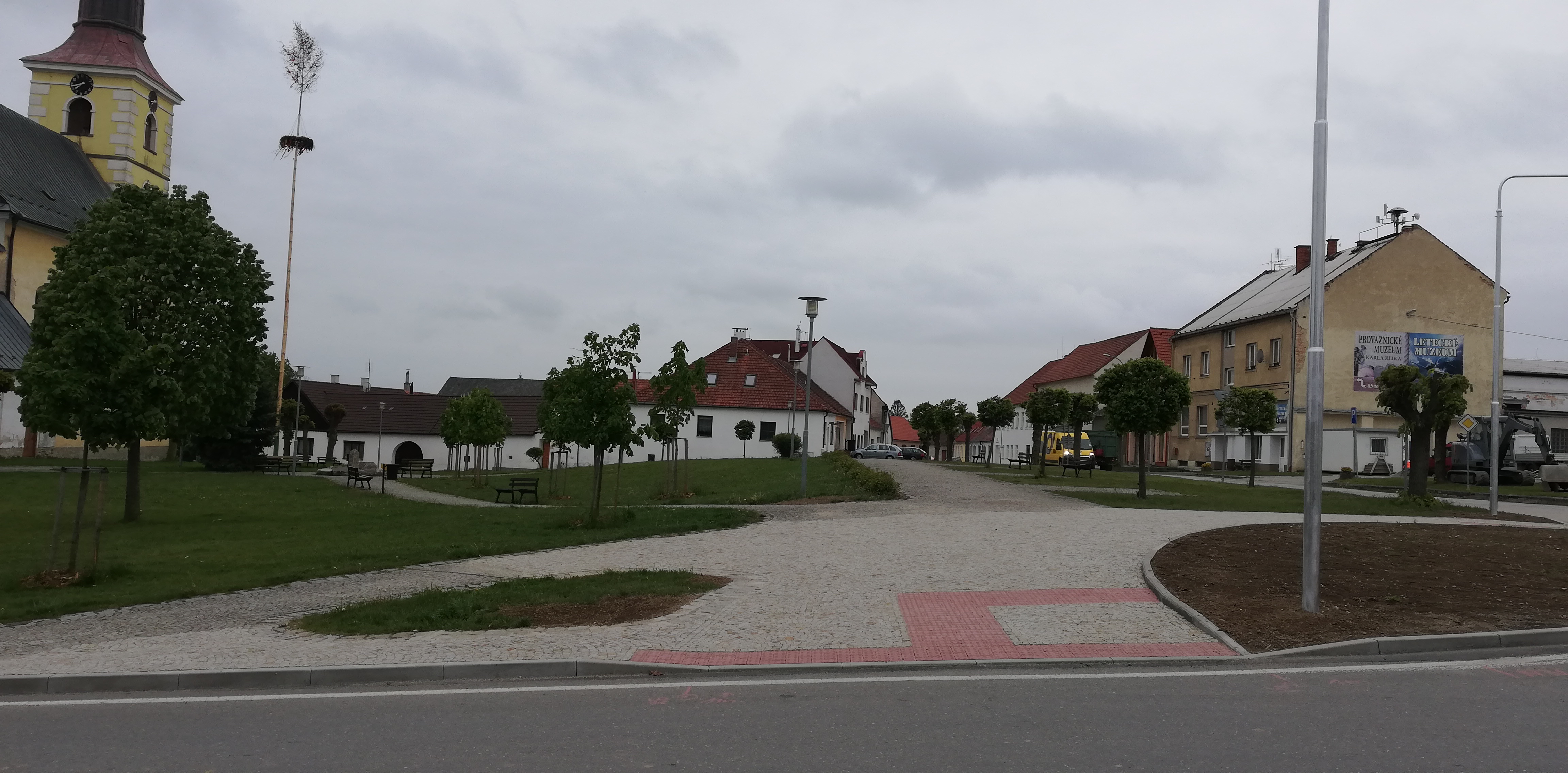 Deštná – stavební úpravy křižovatky     - Straßen- und Brückenbau