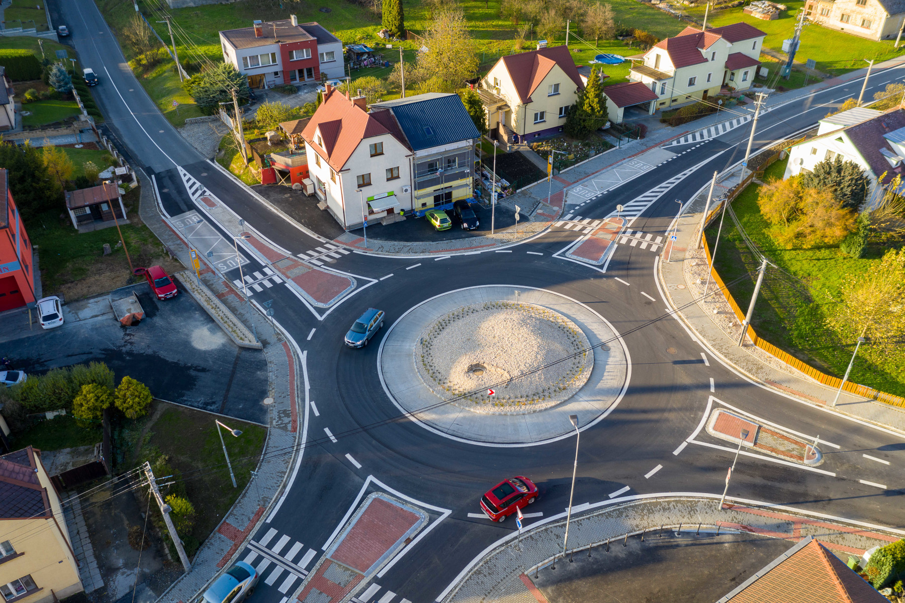 Silnice II/486, Krmelín – vybudování okružní křižovatky - Straßen- und Brückenbau