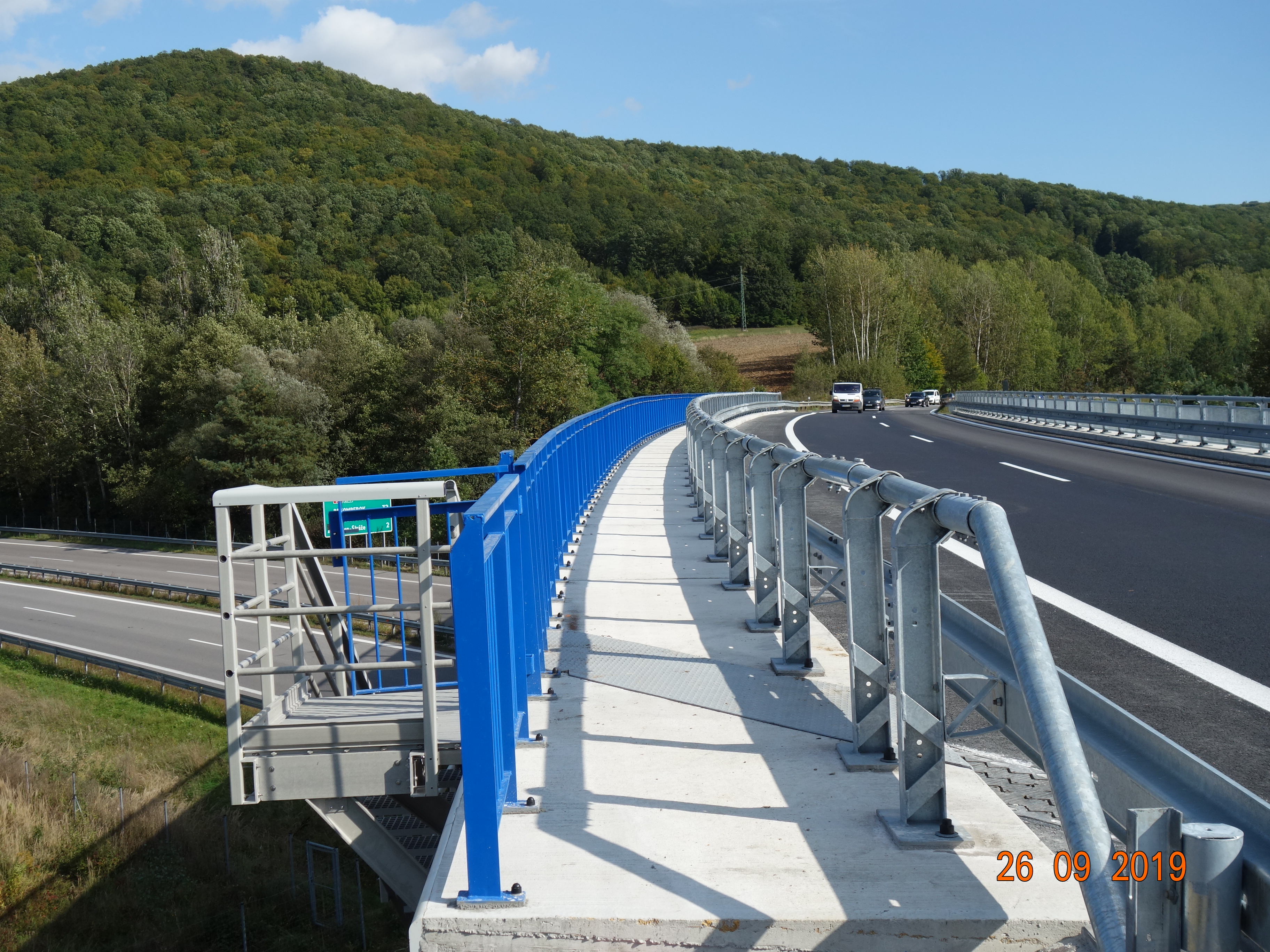 Oprava mosta ev. č. R2-176B nad cestou R1 a potokom Bieň, Budča (107,9 m) - Straßen- und Brückenbau